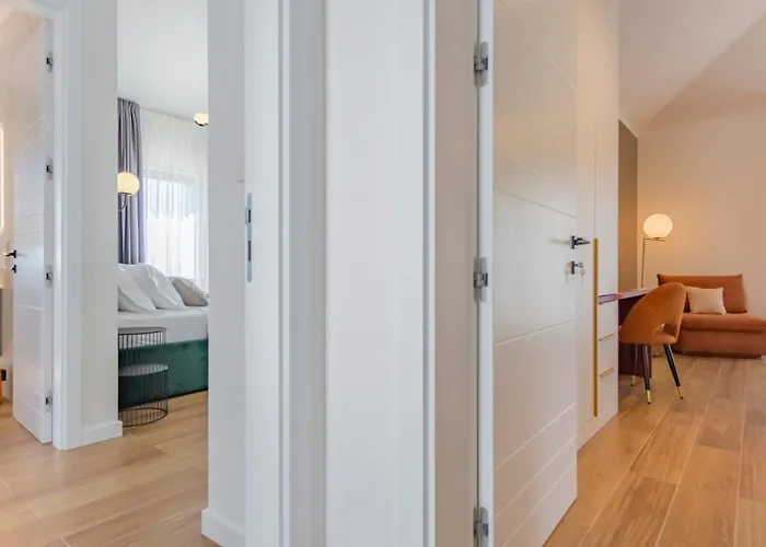 Luxury Decima Near Split - Pool & Tennis Retreat * Dicmo