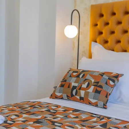 Luxury Decima Near Split - Pool & Tennis Retreat 빌라 Dicmo