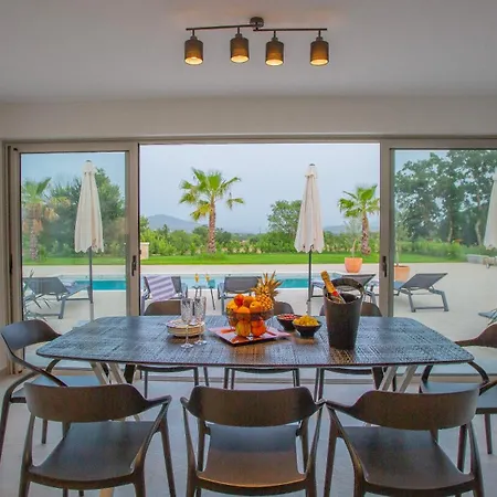 Luxury Decima Near Split - Pool & Tennis Retreat Dicmo