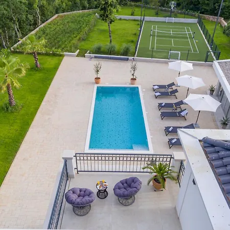 Luxury Decima Near Split - Pool & Tennis Retreat Villa *