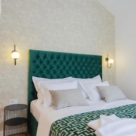 Luxury Decima Near Split - Pool, Touch Tennis & Multi-court Dicmo