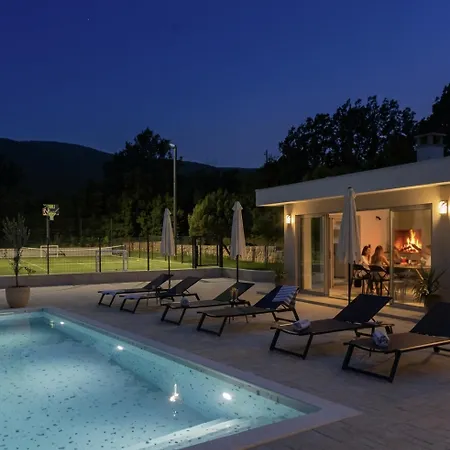 Вілла Decima Near Split - Heated Pool, Tennis Court & Billiards